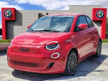 2024 Fiat 500e 