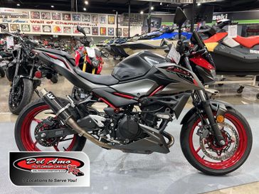 Used 2025 Kawasaki Z500 SE ABS 