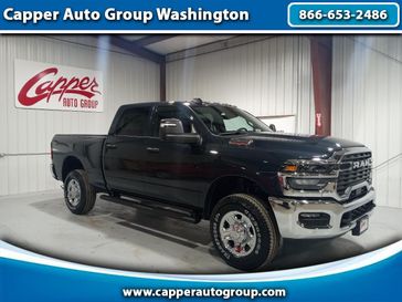 New 2026 RAM 2500 Tradesman Crew Cab 4x4 6'4' Box