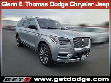2020 Lincoln Navigator Reserve in a Silver exterior color. Glenn E Thomas 100 Years Of Excellence (866) 340-5075 getdodge.com 