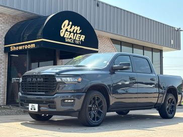 2025 RAM 1500 Laramie Crew Cab 4x4 5'7' Box