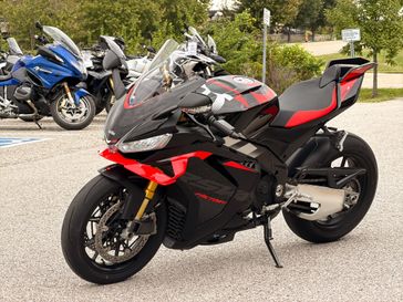 2026 Aprilia RSV4 Factory 1100