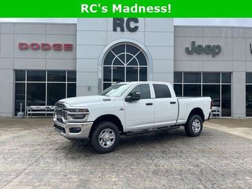 New 2026 RAM 2500 Tradesman Crew Cab 4x4 6'4' Box