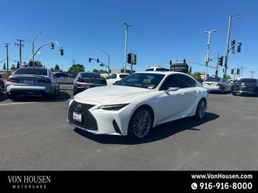 2023 Lexus IS 300