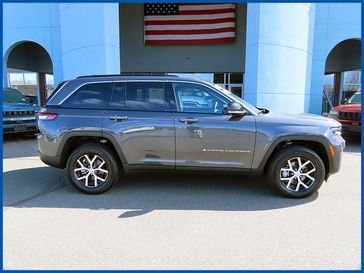Used 2025 Jeep Grand Cherokee Limited