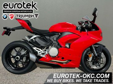 2025 Ducati Panigale V2 