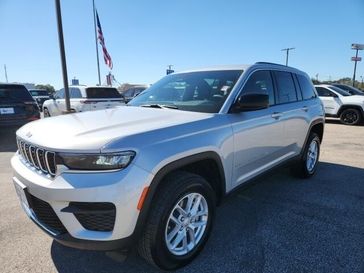 New 2025 Jeep Grand Cherokee Laredo