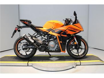 2022 KTM RC 390