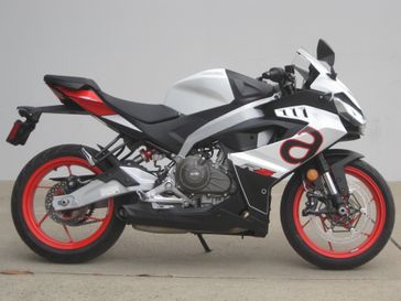 2025 Aprilia RS 457