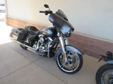USED 2014 HARLEY STREET GLIDE 