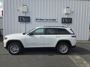 New 2025 Jeep Grand Cherokee Laredo X 4x4