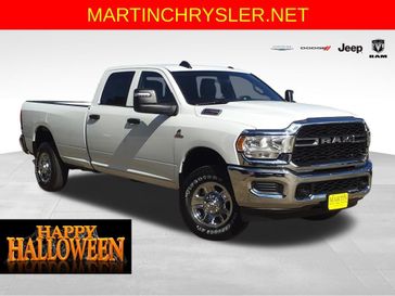 2024 RAM 2500 Tradesman Crew Cab 4x4 8' Box