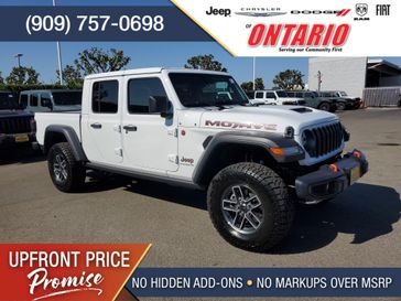 New 2025 Jeep Gladiator Mojave