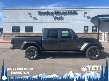 2023 Jeep Gladiator Overland