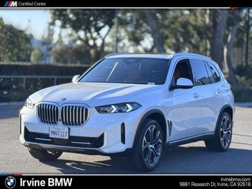 Mineral White Metallic