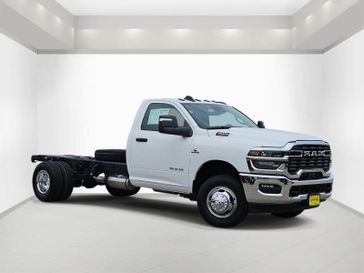 New 2026 RAM 3500 Tradesman Chassis Regular Cab 4x4 84' Ca
