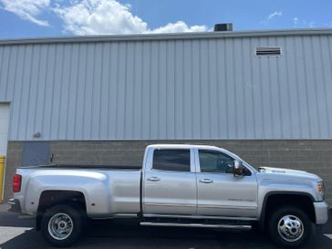 2018 GMC Sierra 3500HD Denali