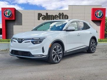 2025 VinFast VF 8 Eco AWD 87.7 kWh
