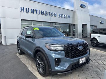 Used 2025 Ford Explorer ST