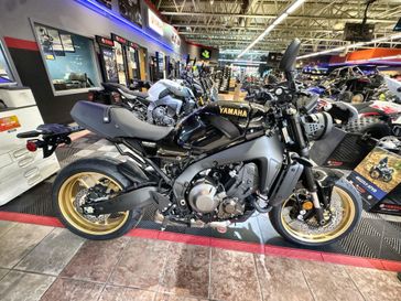 New 2025 Yamaha XSR900 