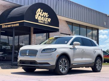 2022 Lincoln Nautilus Standard