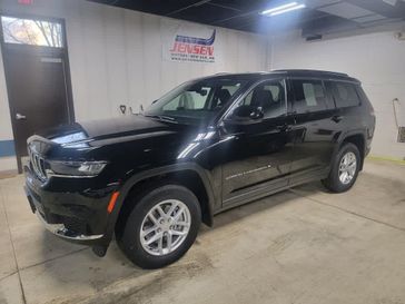 Used 2023 Jeep Grand Cherokee L Laredo