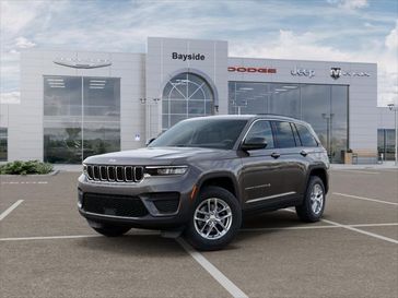 New 2026 Jeep Grand Cherokee Laredo X 4x4