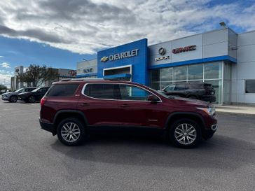 Used 2017 GMC Acadia SLE-2