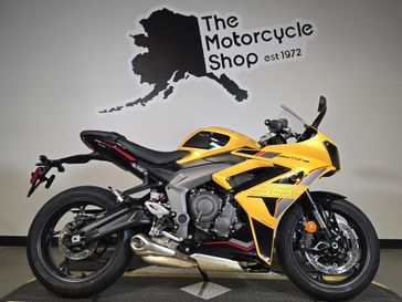 2026 Triumph DAYTONA 660 