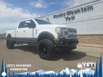 Used 2017 Ford Super Duty F-350 SRW Lariat
