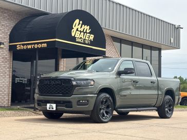 New 2026 RAM 1500 Big Horn Crew Cab 4x4 5'7' Box