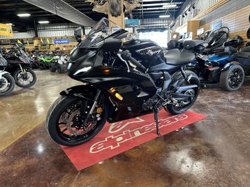 2025 Yamaha YZFR7 MATTE RAVEN BLACK