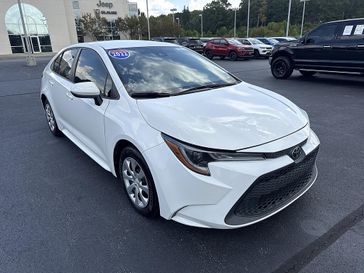 Used 2022 Toyota Corolla LE CVT