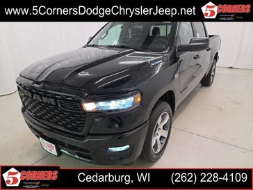 New 2026 RAM 1500 Express Crew Cab 4x4 5'7' Box
