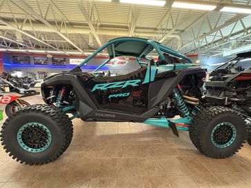 2025 Polaris RZR PRO R ULT 
