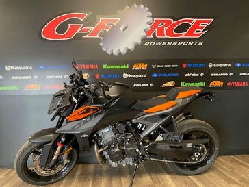 2024 KTM Duke 990 