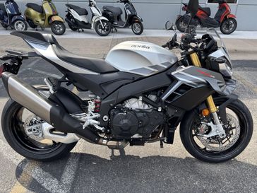 2026 Aprilia Tuono V4 1100 