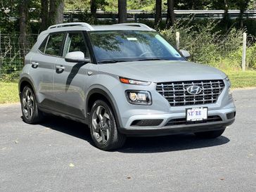 2022 Hyundai Venue SEL