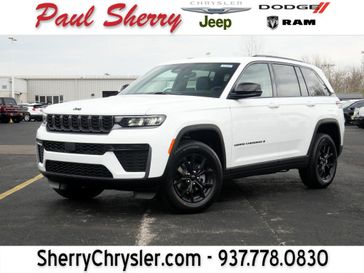 New 2026 Jeep Grand Cherokee Laredo Altitude 4x4