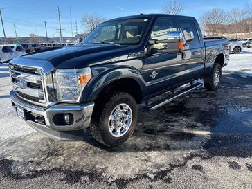 2015 Ford F-350 Super Duty Lariat's photo