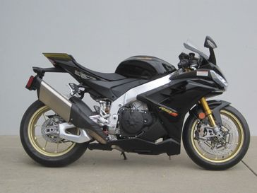 2023 Aprilia RSV4