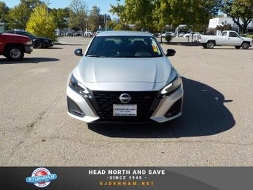 Used 2025 Nissan Altima 