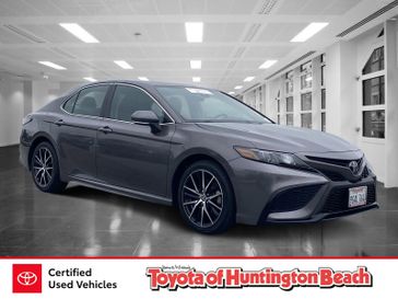 Used 2023 Toyota Camry SE