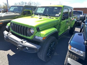 2025 Jeep Gladiator Nighthawk 4x4