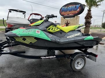 2020 SEADOO SPARK 3UP GREEN 