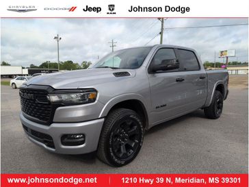 2025 RAM 1500 Big Horn Crew Cab 4x4 5'7' Box Billet Silver Metallic Clear Coat