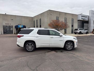 Used 2022 Chevrolet Traverse High Country