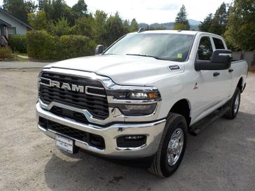 New 2026 RAM 2500 Tradesman Crew Cab 4x4 6'4' Box