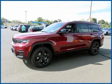 New 2025 Jeep Grand Cherokee Limited