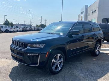 New 2026 Jeep Grand Cherokee L Limited 4x4